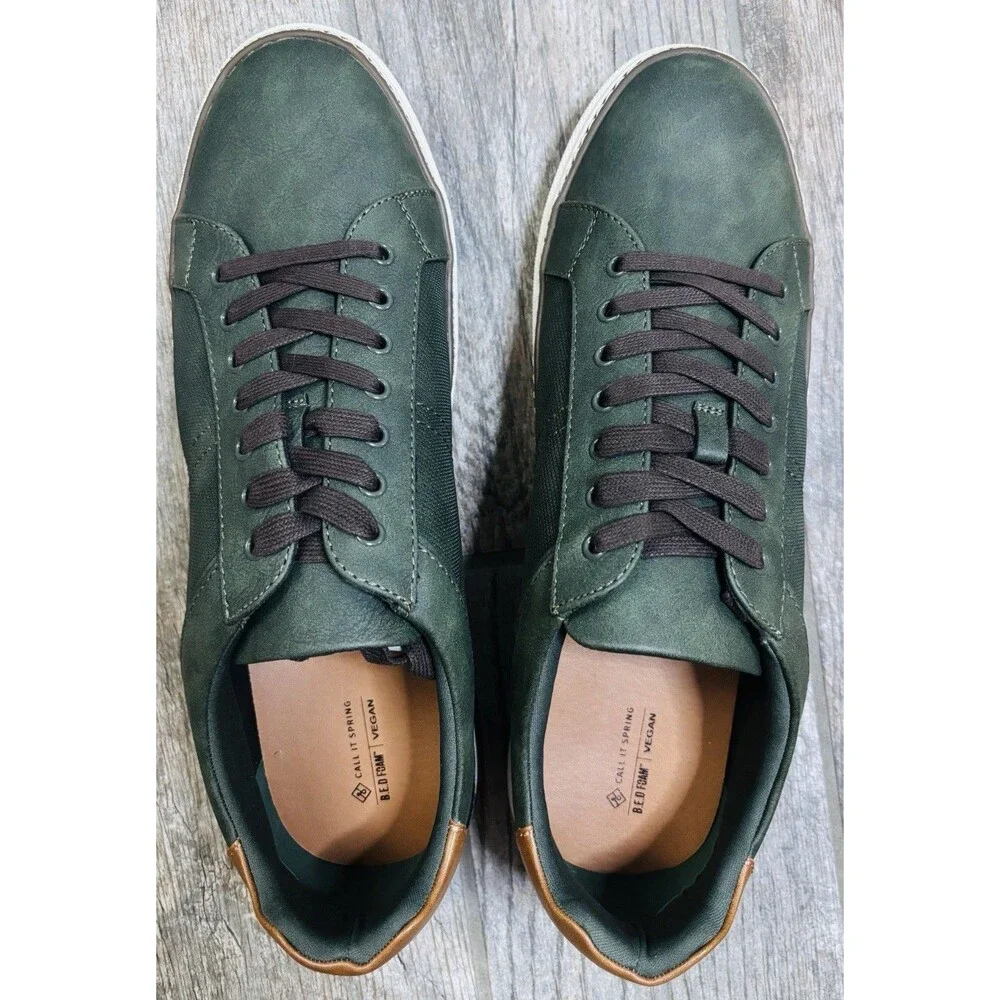 Call It Spring Men’s Green Vegan Leather Casual Sneakers NWB Size 13.